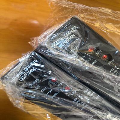 东方驱动器 UDX5114N（反映电子）