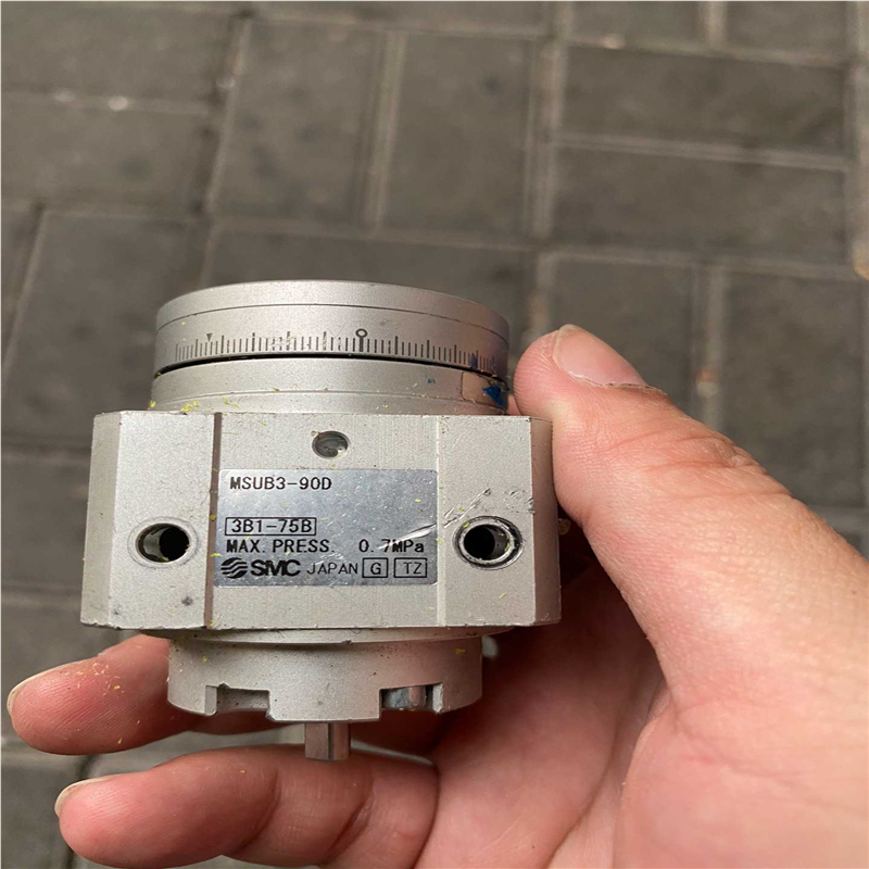 SMC（3.31）摆动旋转气缸MSUB3-90D，拆机~议价