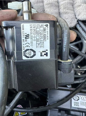 安川伺服电机SGMJV-A5ADA21尾线05-1议价