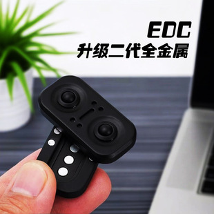 猫头鹰旋转磁吸解压edc解压玩具推牌啪啪币指尖神器金属科技陀螺