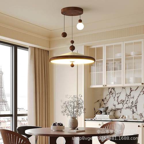 中厅古风餐厅吊灯风日式复古餐桌飞灯奶油全光谱666碟民宿吧台饭