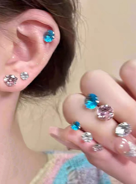 F361钛钢耳钉万搭巨闪亮多尺寸多色水钻耳骨耳蜗钉抗过敏钛钢耳饰