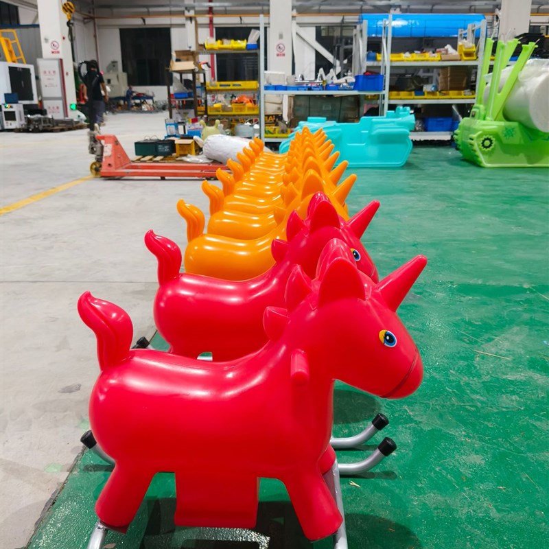 儿童滑雪板卡通版单人冰场助推器新手助L滑器冰雕展溜冰车滑雪车