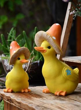 卡通新款小鸭子摆件家居饰品花园庭院客厅电视柜玄关装饰工艺礼品