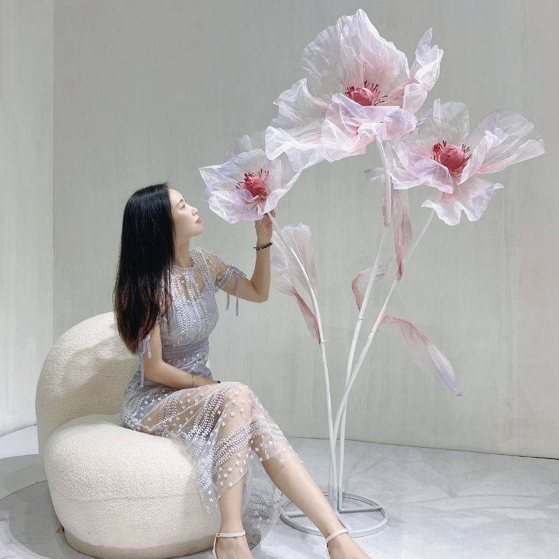 网红真丝新款真丝花婚庆t台舞台装饰道具路引花艺布展橱窗美陈