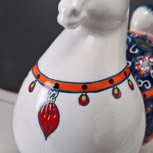 冰裂纹意花青梅竹马陶瓷青梅竹马柜创家居装饰客厅酒青书桌生肖马