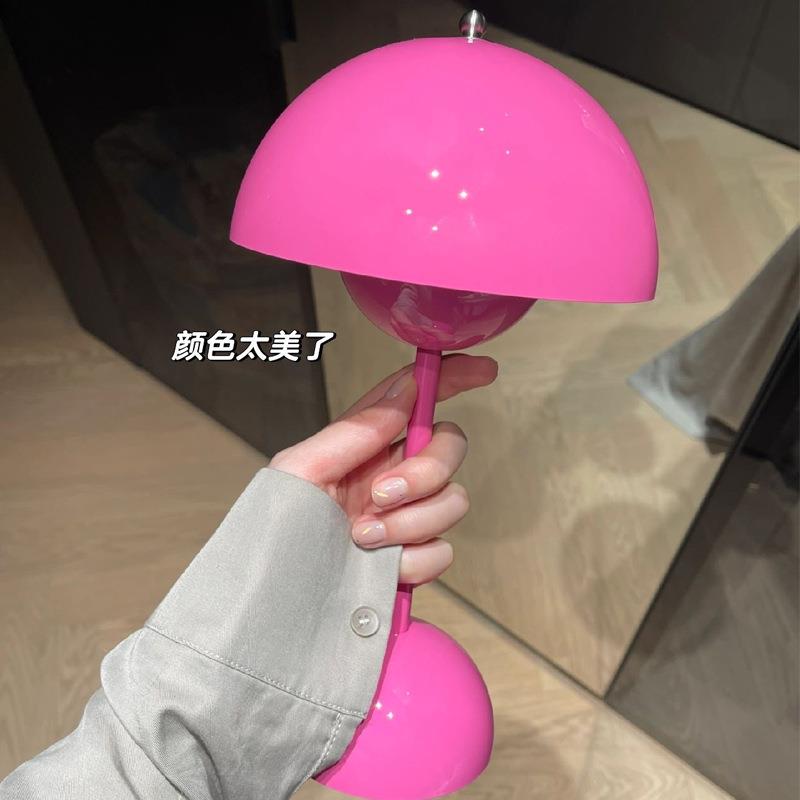 2025新款丹麦花苞台灯复古台灯美式台灯充电台灯触摸北欧装饰台灯