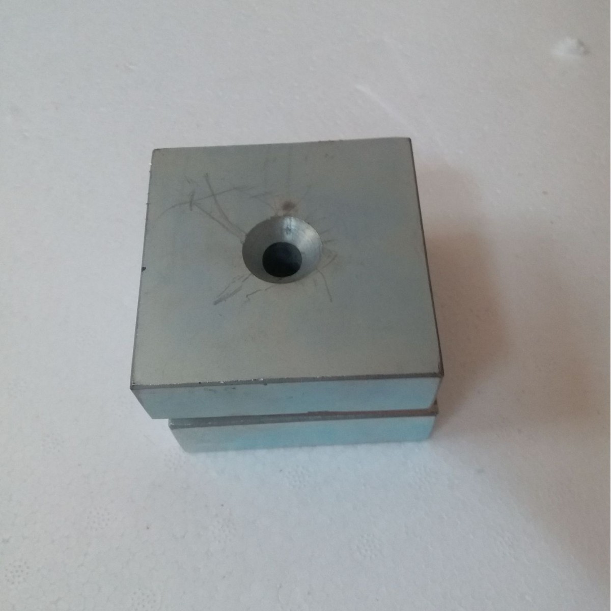 强性磁力吸铁石磁钢 钕铁硼打捞超强磁 方形带孔磁铁100*100*20mm