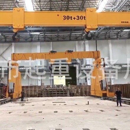 靖起大吨位液压龙门吊 非标设计 液压控制 运行稳定 100+100t