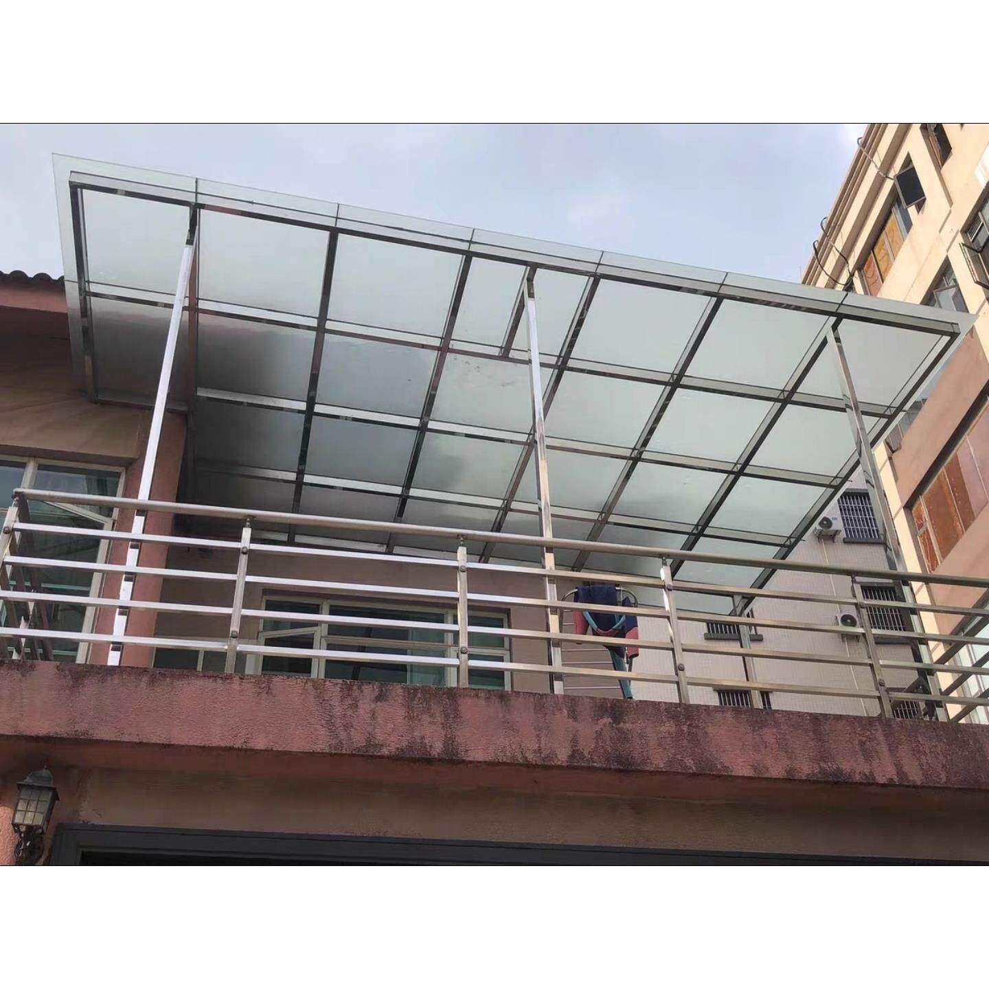 深圳定制阳台铝合金不锈钢玻璃雨棚耐力板雨棚阳光房封闭夹胶钢化