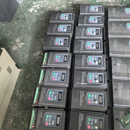 议价EURA变频器E2000-0040T3E20000040T3E20000040T30040T3