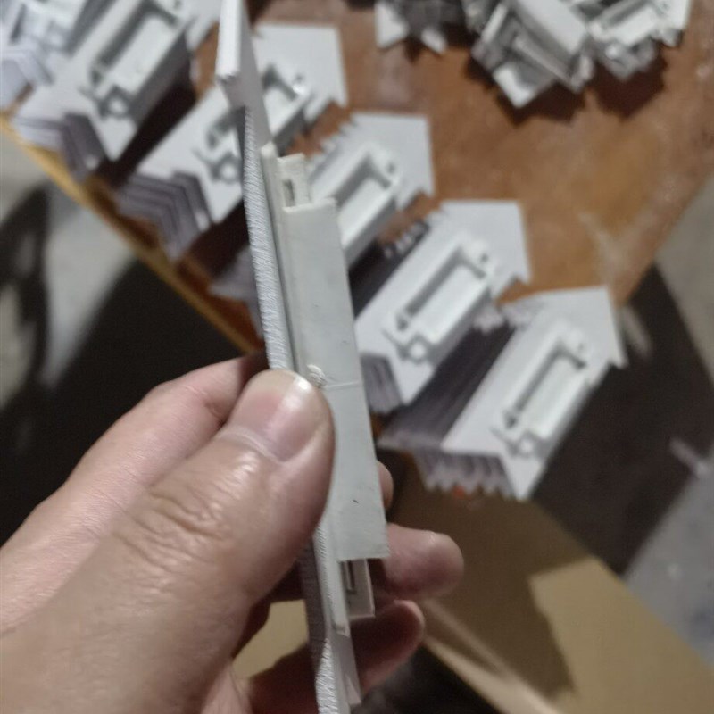 热销电缆标志牌,煤矿标牌,扎带捆扎,电缆走向牌
