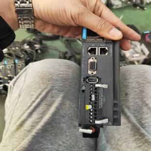 电 驱动：SV660NS5R51 议 660汇川750W伺服电机