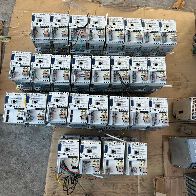 议价E84AVSCE3712SX0 伦茨8400变频器0.37k