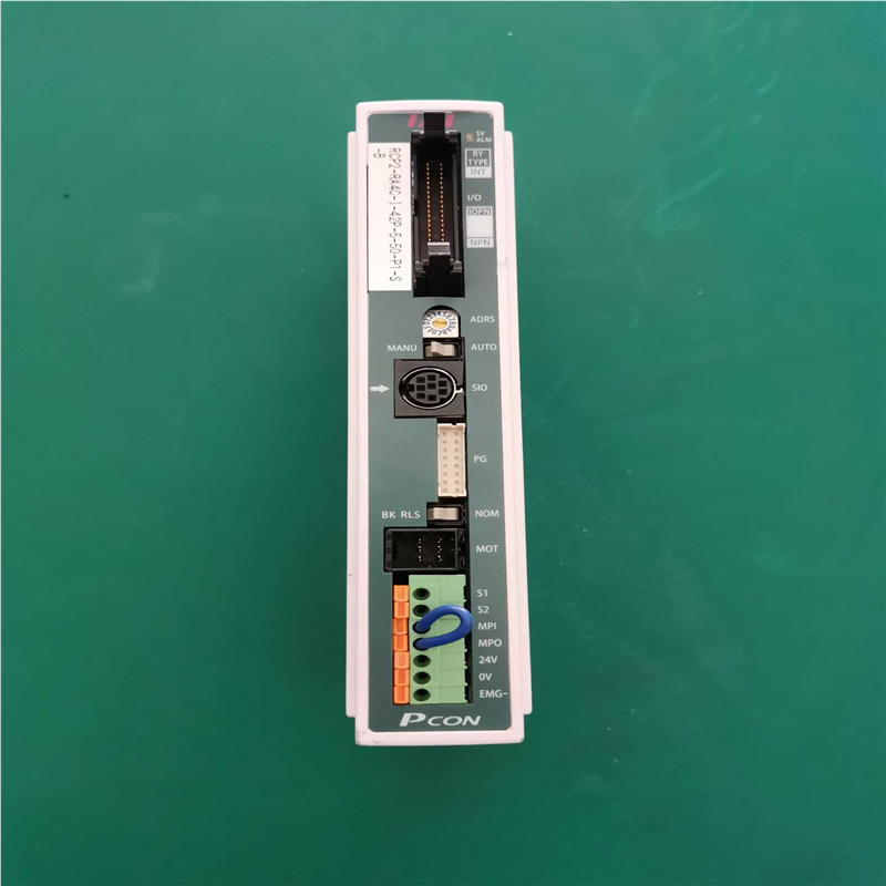 全新IAI驱动器，型号PC0N-C-42PI-NP-2-0