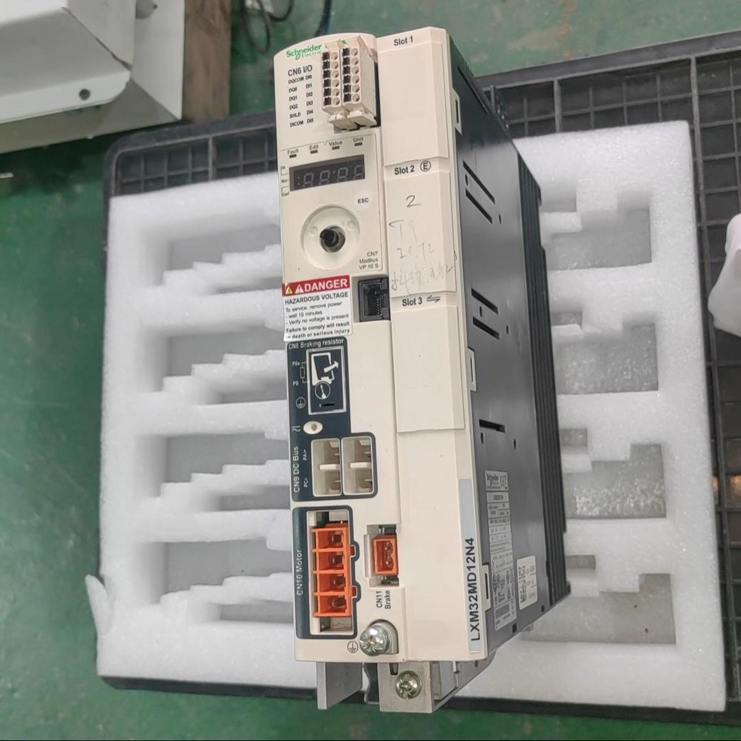 施耐德伺服驱动器LXM32MD12N4议价