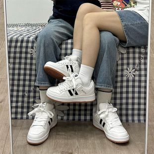 面包鞋子多巴胺春季新款情侣ins潮2025新款运动休闲百搭学生板鞋