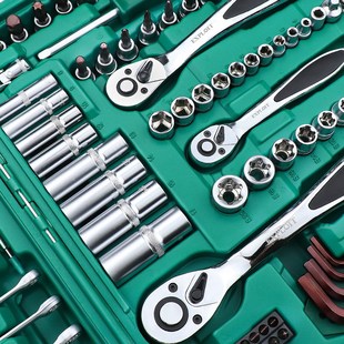套筒组合套装 棘轮扳手汽修工具组套小中飞46件摩托车轮胎修车工具