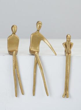 现代简约铸铁人物小摆件房间客厅书柜红酒架柜装米兰时尚软装饰品