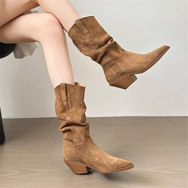 香港真皮粗跟中筒堆堆靴女秋冬2025新款尖头时尚显瘦西部牛仔短靴