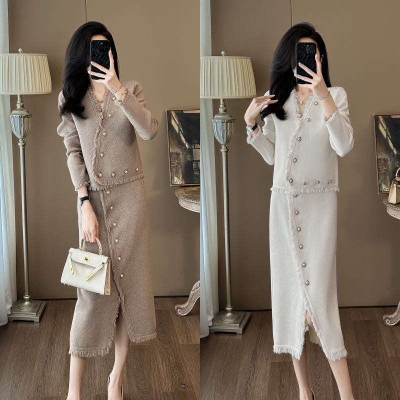 XZOXZO气质名媛轻奢流苏针织套装裙秋冬新款不规则半身裙两件套女