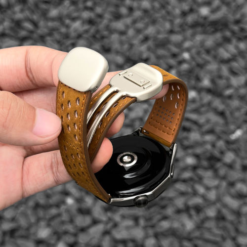 适用小米watchs5手表表带智能s4磁吸扣疯马纹watch5真皮s3透气腕