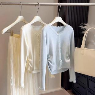 2025秋冬设计感蕾丝边V领套头打底针织衫 上衣 女褶皱收腰显瘦长袖