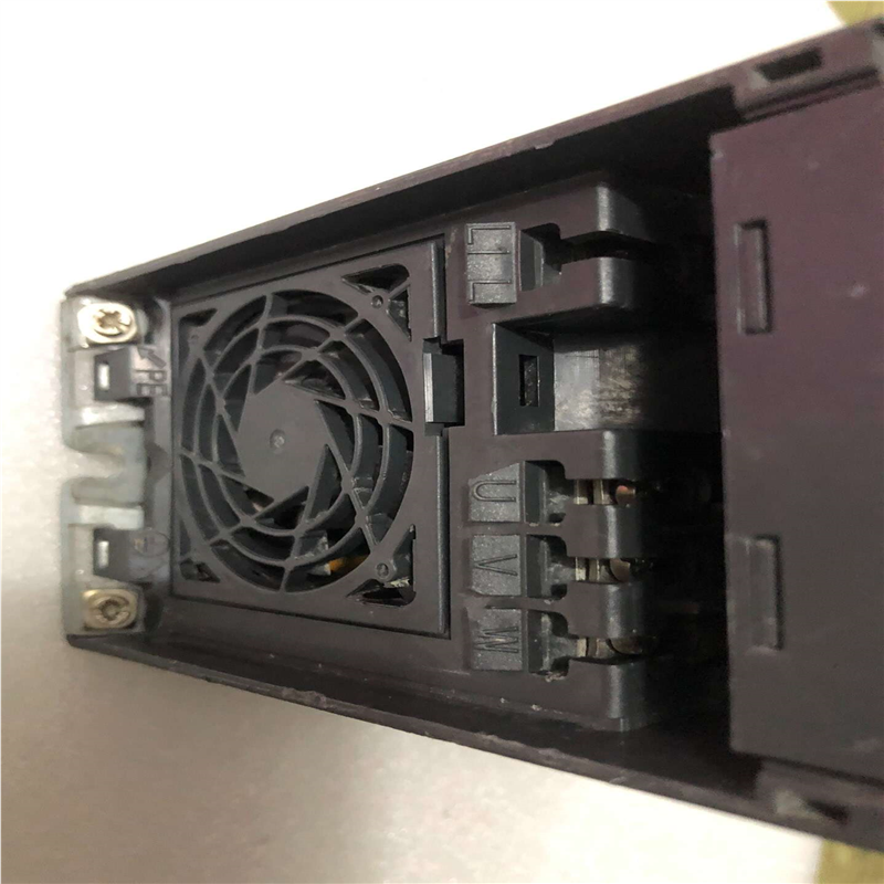 议~变频器6SE6440-2UD17-5AA1(0.75K