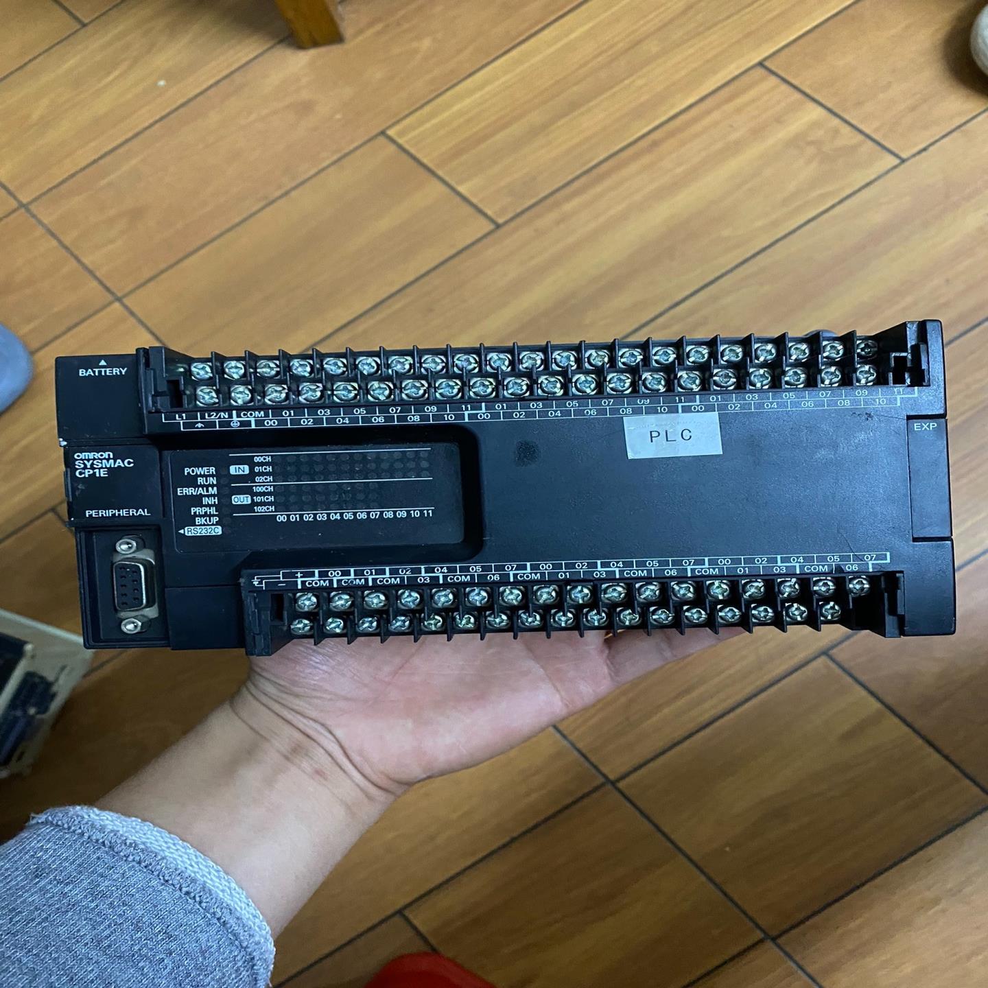 议~PLC  CP1E-N60SDR-A  拆机一条成色如