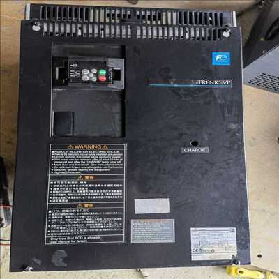 FRN0105F2S-4C变频器45/55kw（耶耶电子）