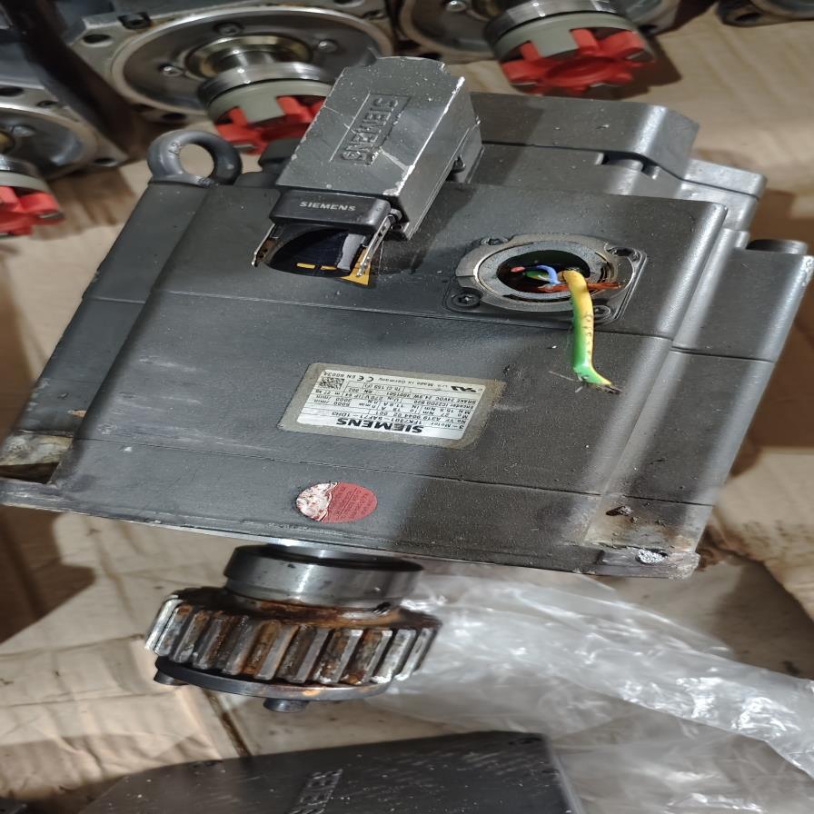 议价1FK7101-5AF71-1DH3二手拆机实物图拍摄需要联