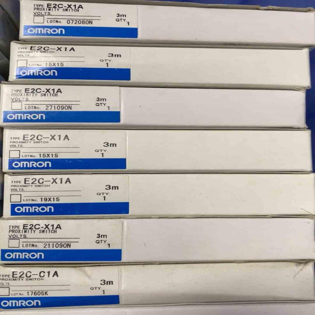 议~ E2C-X1A 接近开关