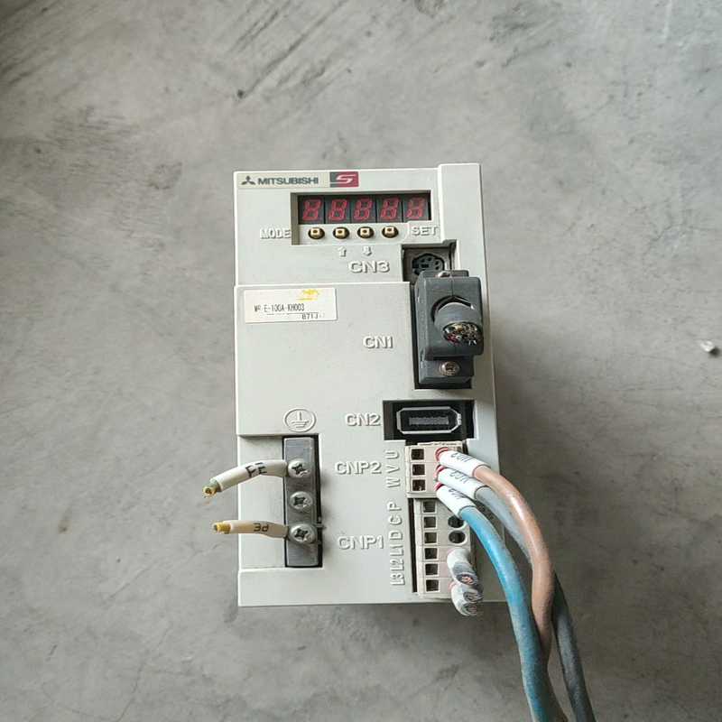 三菱伺服驱动器 MR-E-100A-KH003 1KW 22~议价