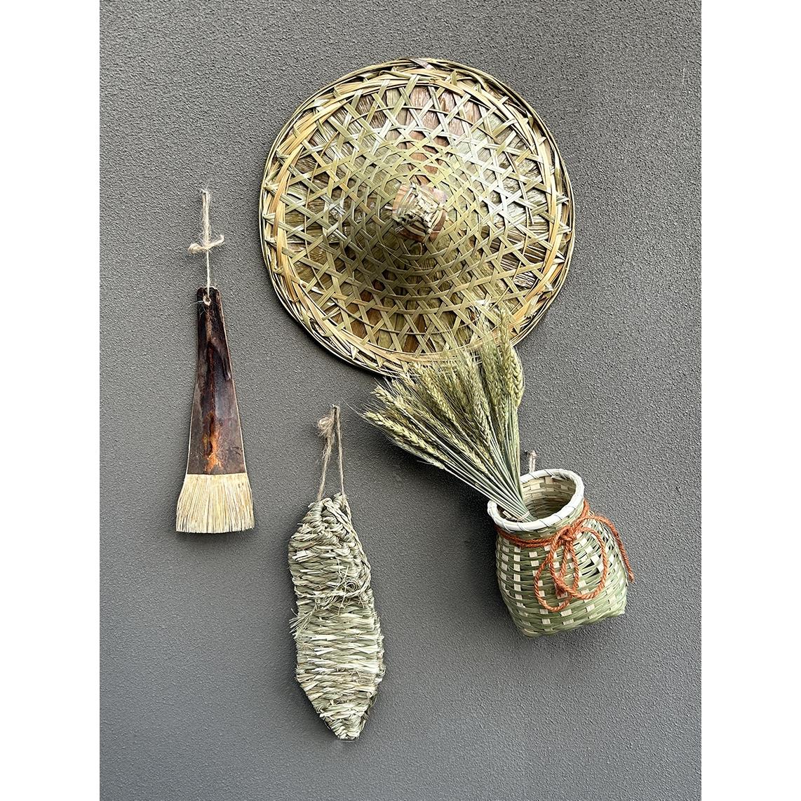 采购产品怀旧吊坠,农舍装饰,竹簸箕,鱼篮子,草鞋,竹帽,模拟