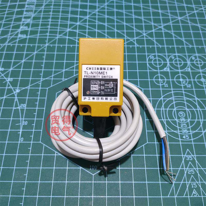 Tl-N10Me1 Hugong chib方形传感器接近开关E2 D1 F1 Y1 Y2传感器O
