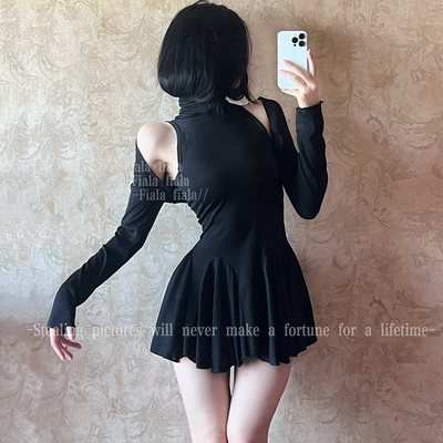 性感纯欲风高领吊带裙修身显瘦