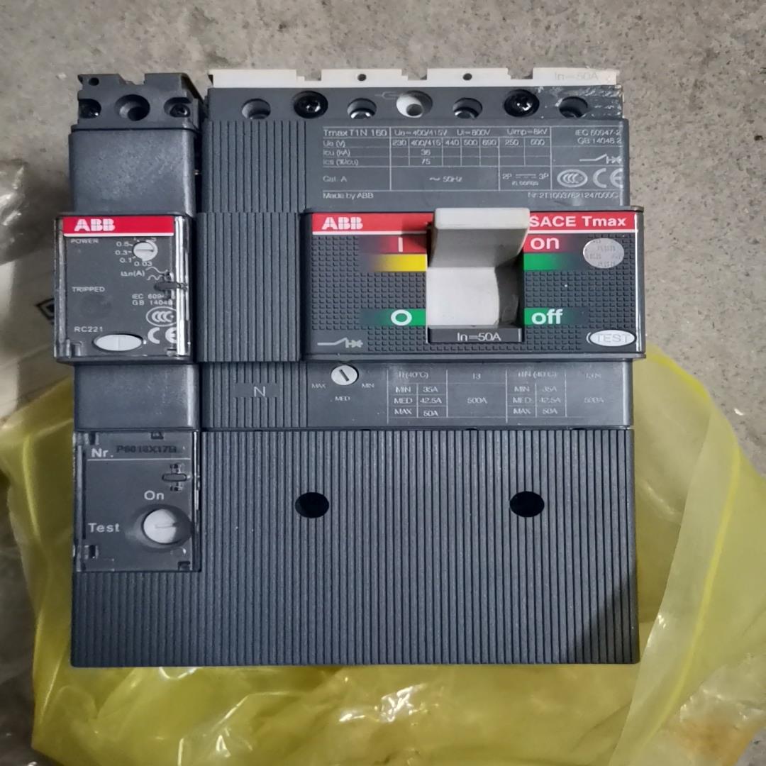 议~ABB T1N160 RC221   固定式  塑壳断路器