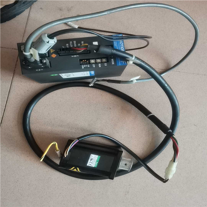 议~伺服驱动器FS1W075P23,带配套电机带链接线