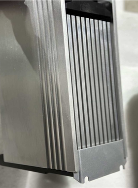 SEW变频器驱动MDX60A0074-5A3-4-00MD【议价】