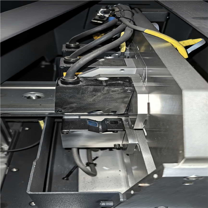 LK-H022基恩士激光位移传感器，成色，联系（憨憨电子）