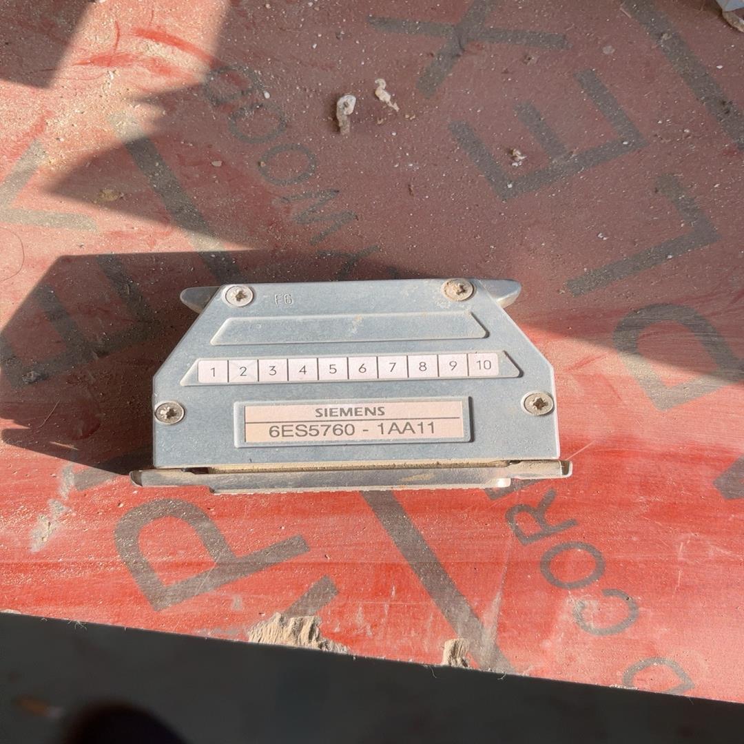 6ES5760-1AA11模块插头(崽崽配件)