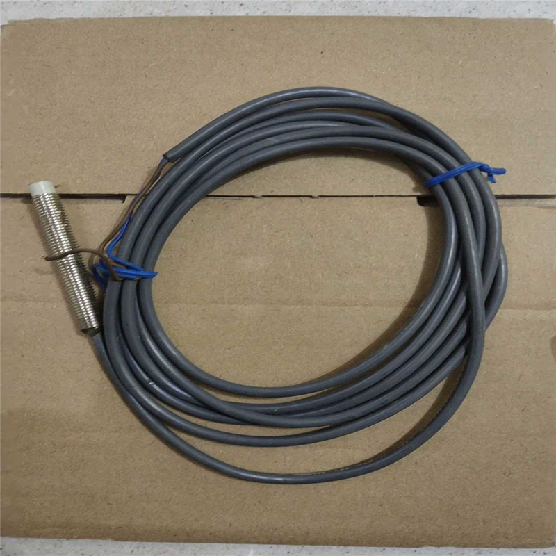 【顺庆】OMRON开关E2E-X2MY1无包  共2个 100元【议价】