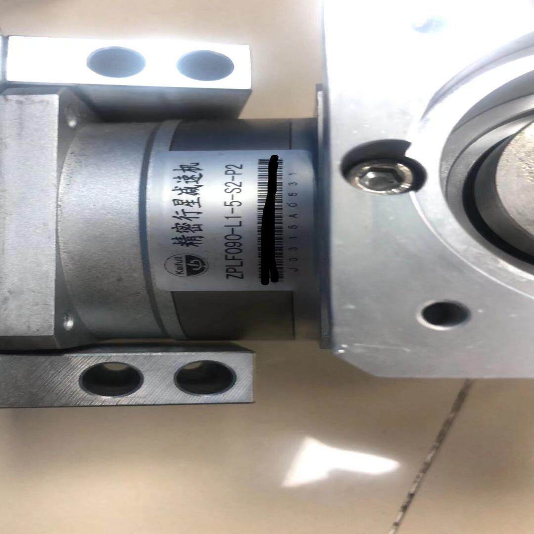 ZPLG090-L1-5-S2-P2直角减速机 600一个(崽崽配件）