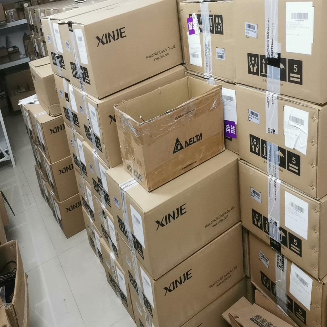 XIJIE伺服电机信捷PLC触摸屏DS5L1-20P4-议价