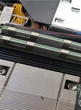 poweredge r420 具体看图，想看哪儿详细请联系我~议价