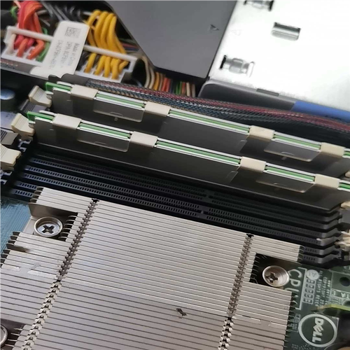 poweredge r420 具体看图，想看哪儿详细请联系我~议价