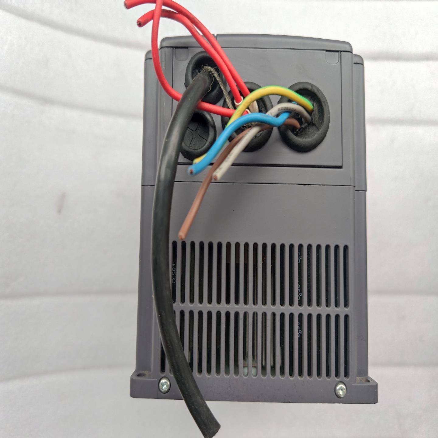 英辉腾变频器 CHF100A-1R5G-4，1.5kw，38(崽崽配件）