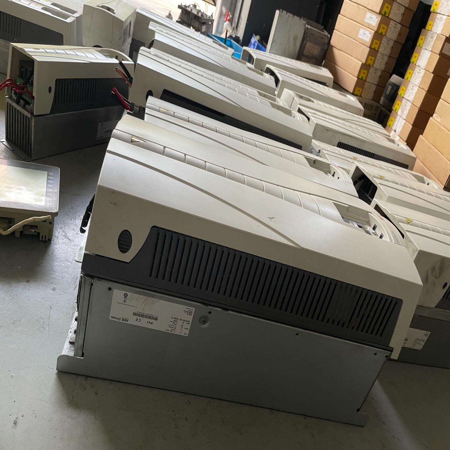 议~ABB变频器ACS550-01-087A-4成色漂亮37KW