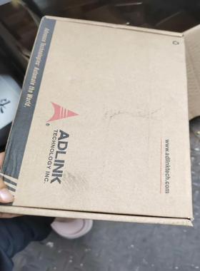 凌华Pcle-GIE72C ，实图拍摄，新的库存，有一个80~议价