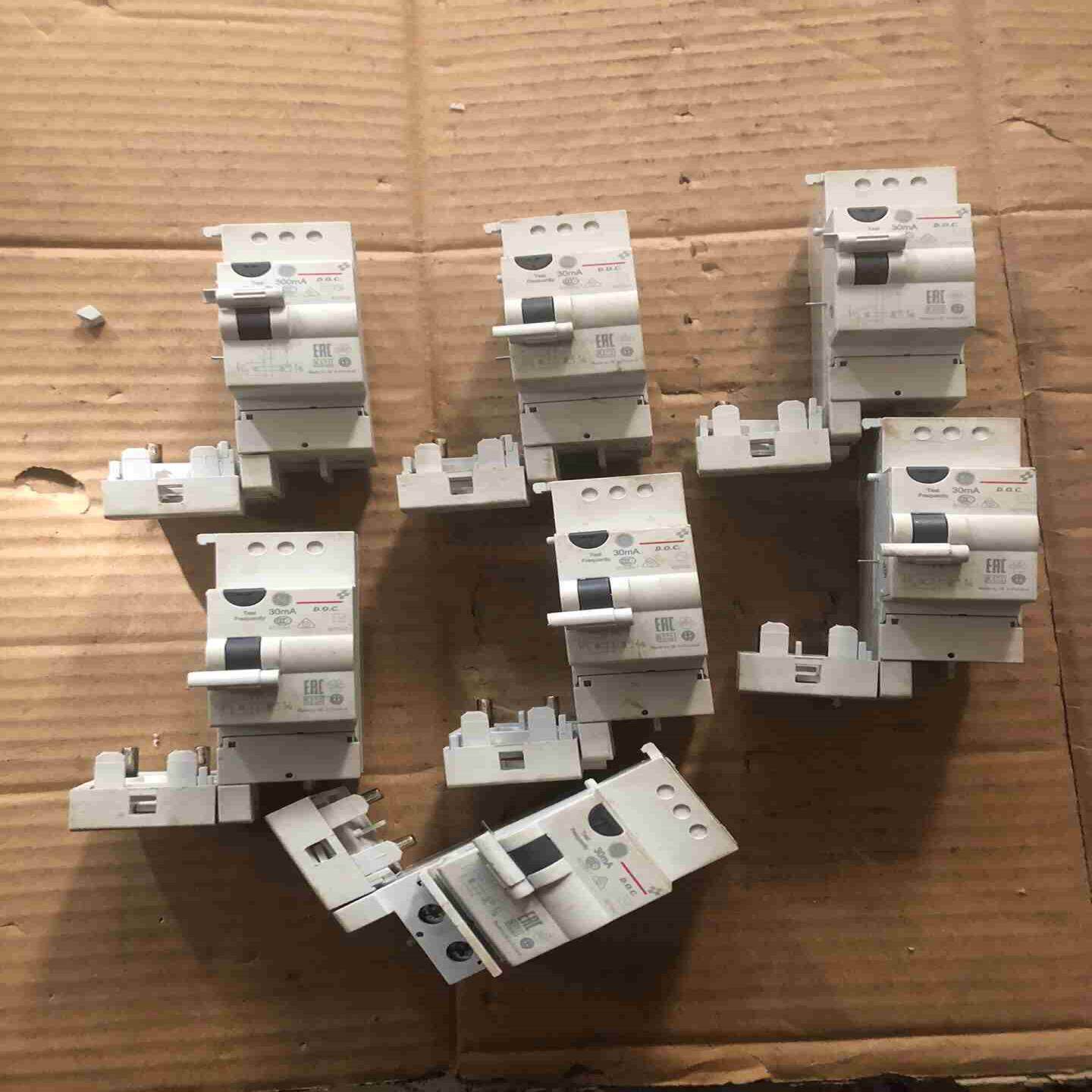 通用漏电开关DOC的成色如图2P的议价